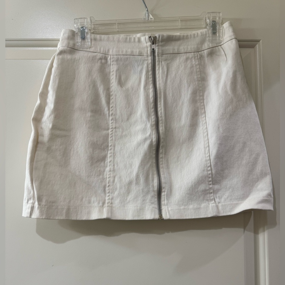 Forever 21 White  Mini Skirt